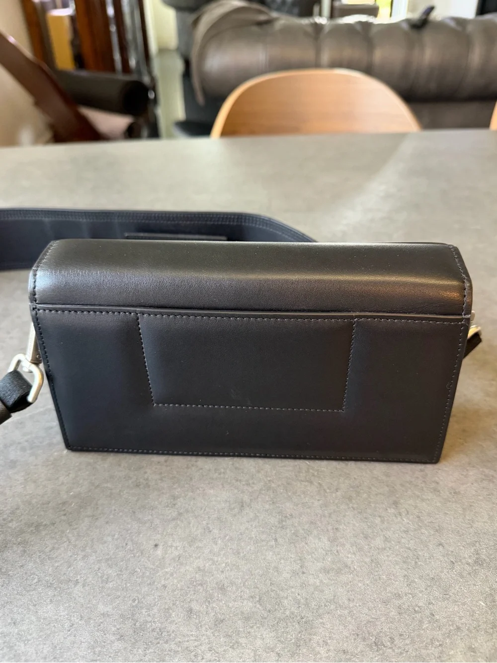 Jacquemus sleek black